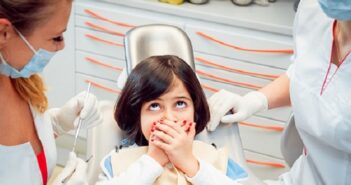 Angst beim Zahnarztbesuch? Das hilft Kind & Eltern!