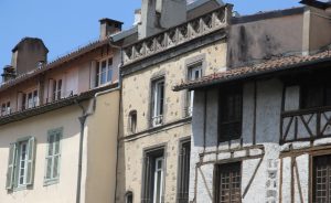 Das Städtchen Aurillac ist bekannt für seine pittoreske Altstadt, insbesondere für seine Kirche Saint-Géraud. (#5)