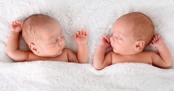 Danksagung zur Geburt von Zwillingen: Ideen, Tipps & mehr