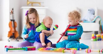 Nützlich, kreativ und persönlich: Das ideale Geschenk für Babys und Kleinkinder