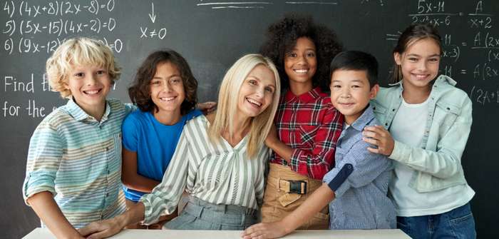 Lehrer können durchaus beeinflussen, wie Kinder ein Thema aufnehmen. ( Adobe Stock insta_photos )