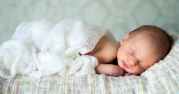 Schlafrhythmus: Dem Baby richtigen Schlaf beibringen!?