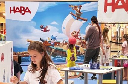 Bundesweite Tour: HABA begeistert mit kreativem Spielzeug in (Foto: HABA)