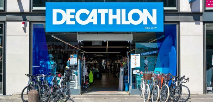 Decathlon Filiale in Deutschland - Ein Zentrum für Sport und Bewegung (Foto: AdobeStock 443700245 Björn Wylezich)