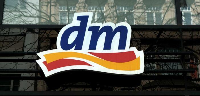 dm-drogerie markt bietet Produkte für die ganze Familie. (Foto: AdobeStock-786701109 Martin Debus)