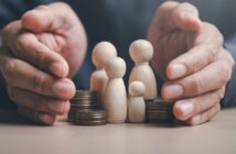 Kosten im Fokus: Das Familienbudget im Griff haben (Foto: AdobeStock - Take Production - 1311454746)