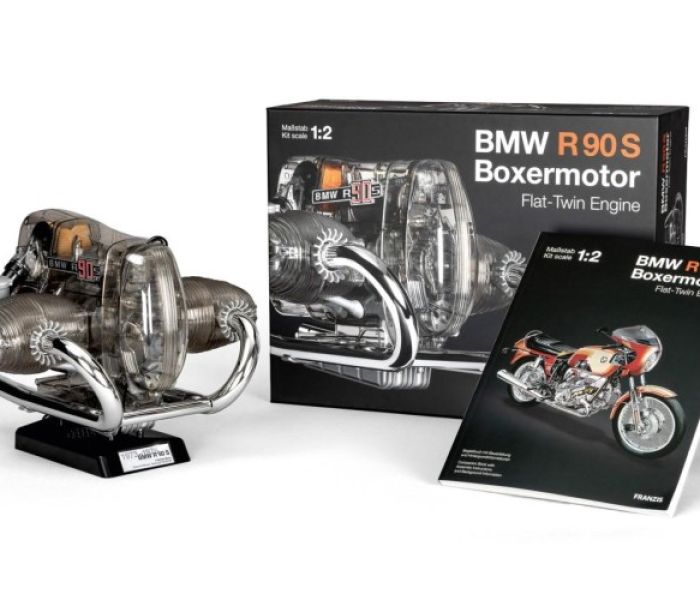 FRANZIS bietet den BMW R 90 S-Boxermotor im beeindruckenden Ma&szlig;stab (Foto: ideehochzwei werbeagentur gmbh)