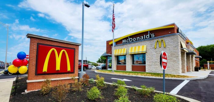 Das erste McDonald's-Restaurant in Kalifornien, das 1940 eröffnete. (Foto: AdobeStock-866808606 Refrina)